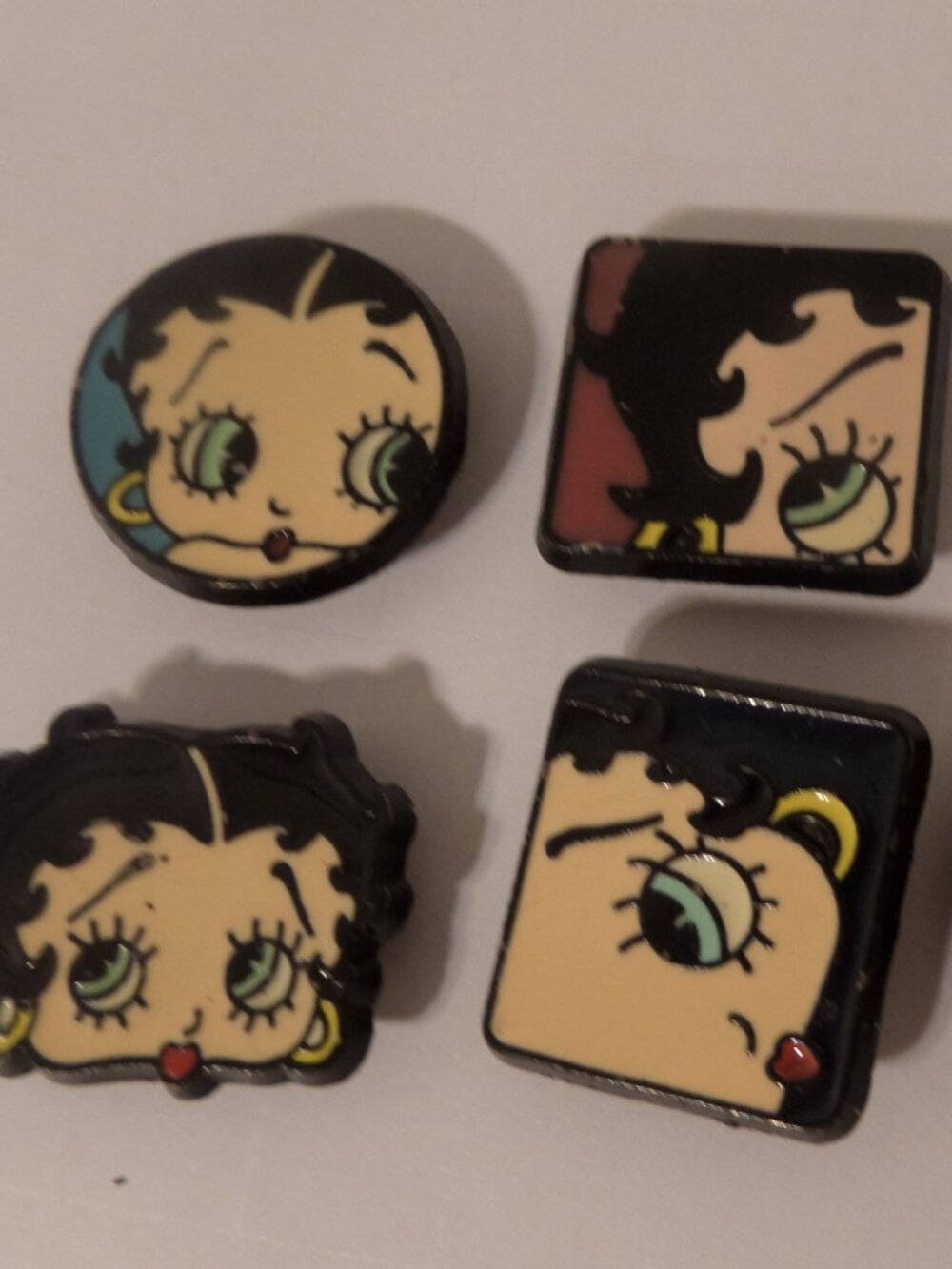 Vintage Button covers Lot of 6 1994 Betty Boop KFS / FS